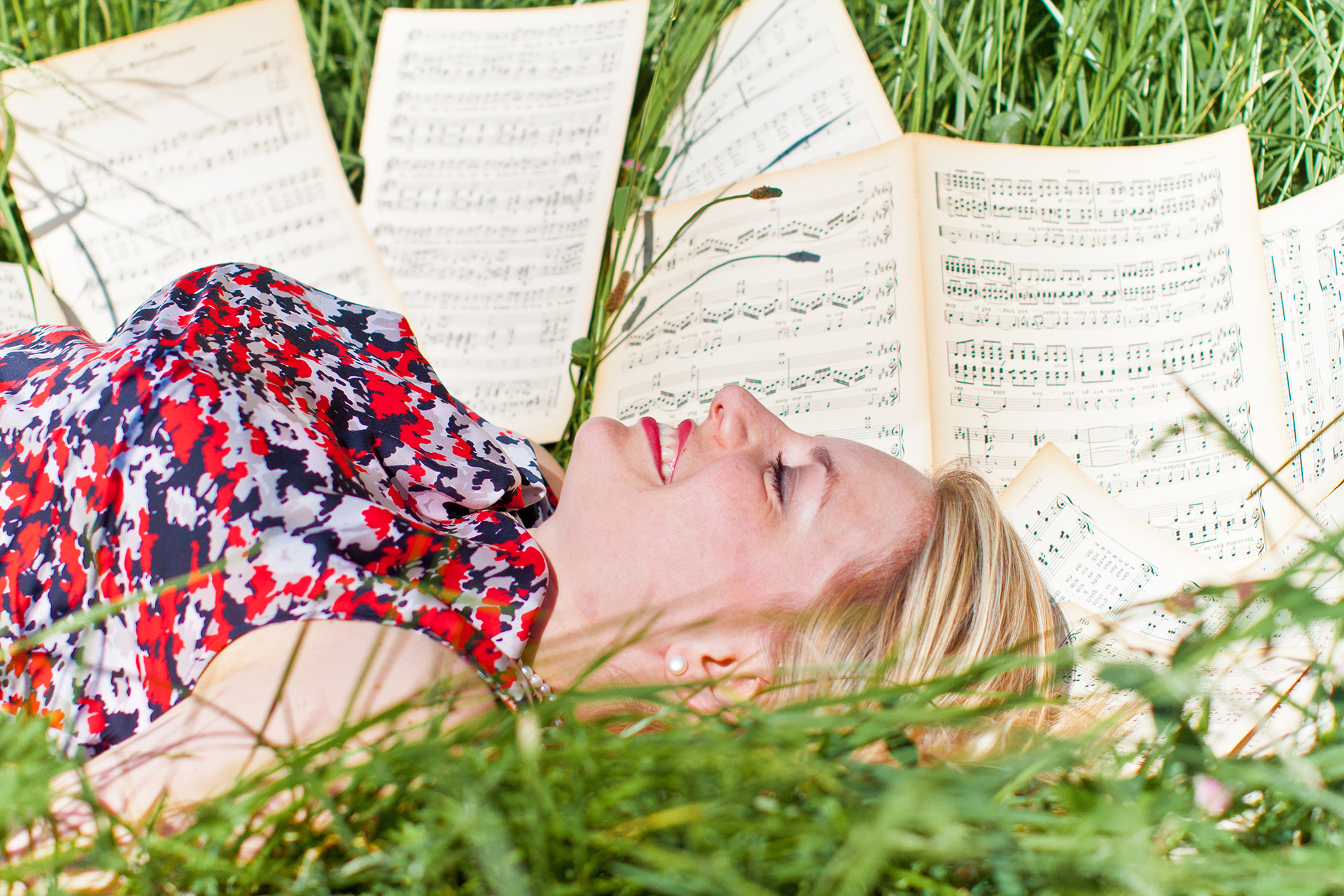 Julia Stodtmeister: Sopran, Gesang, Oper
